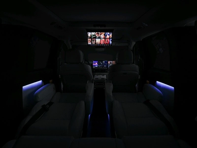 lixiang mega pure electric vehicle lixiang mega pure electric vehicle